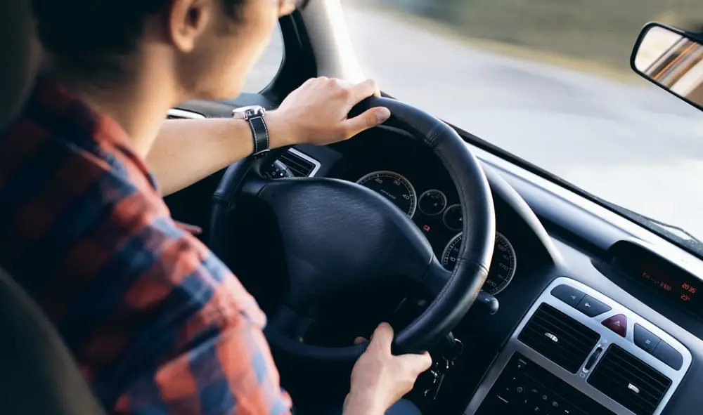 can you insure a car in ontario with a bc license